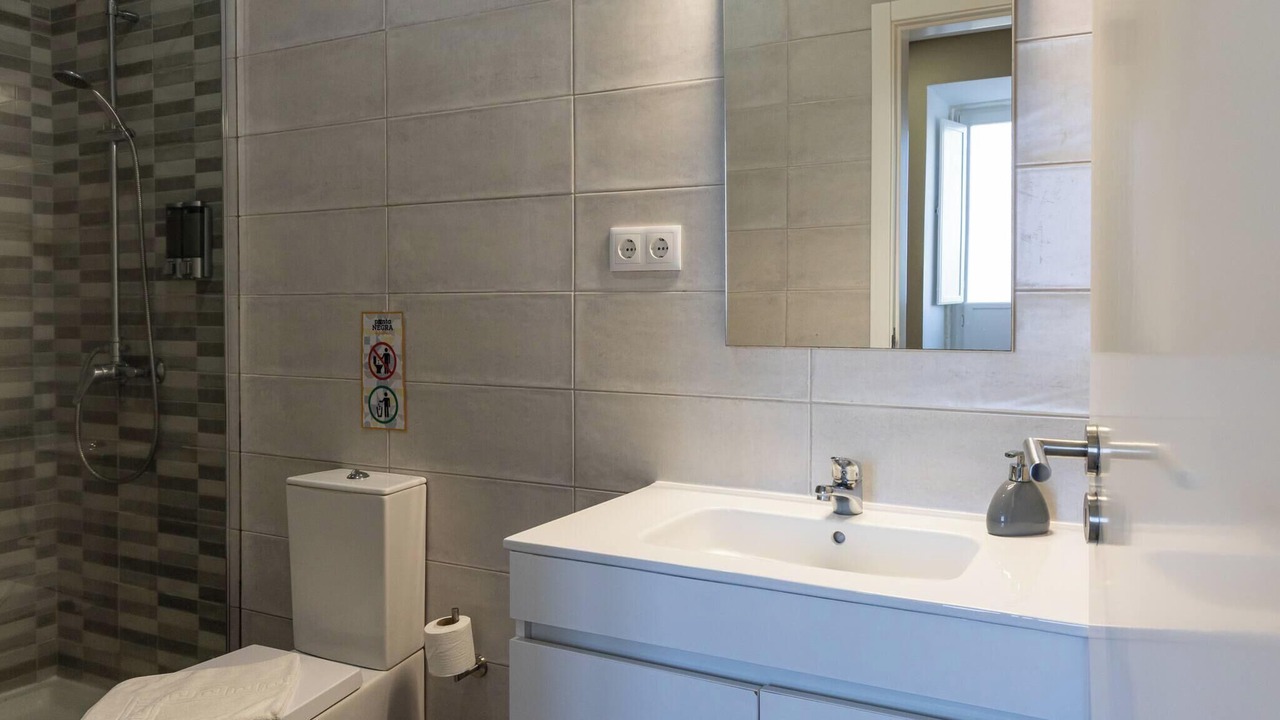 Photo of Bathroom in Praia da Vitoria