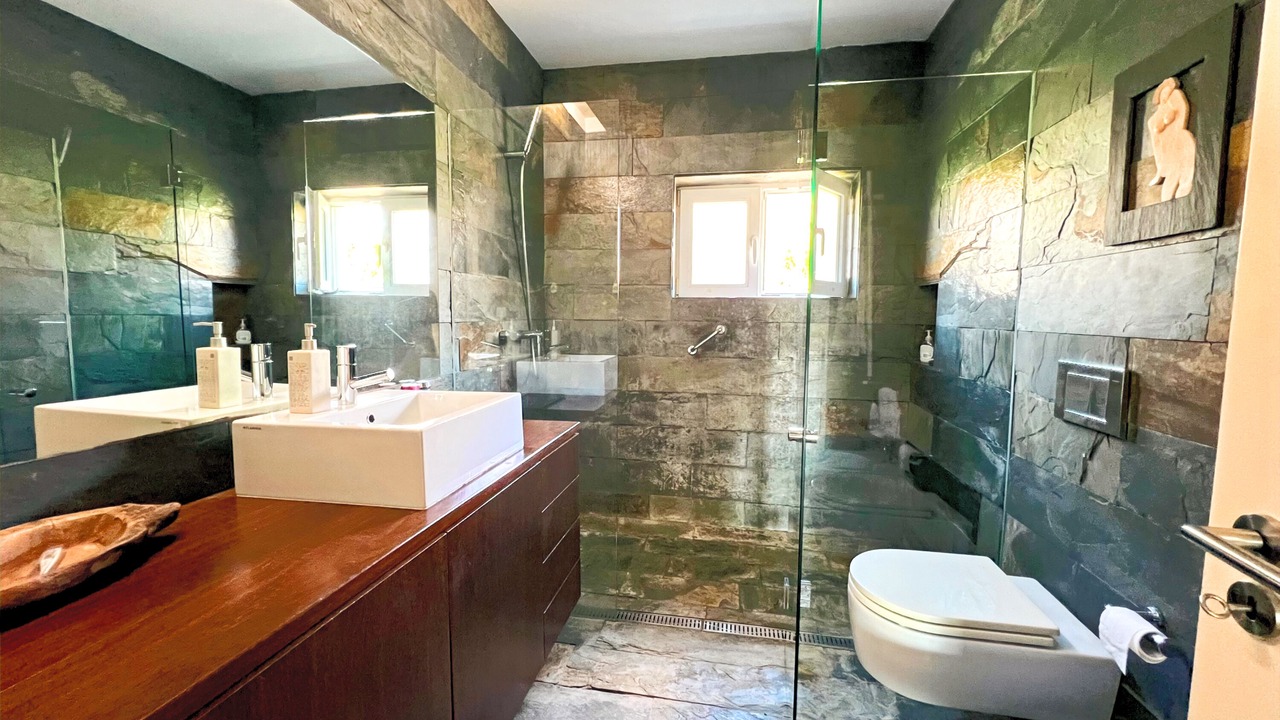 Photo of Bathroom in Banzao