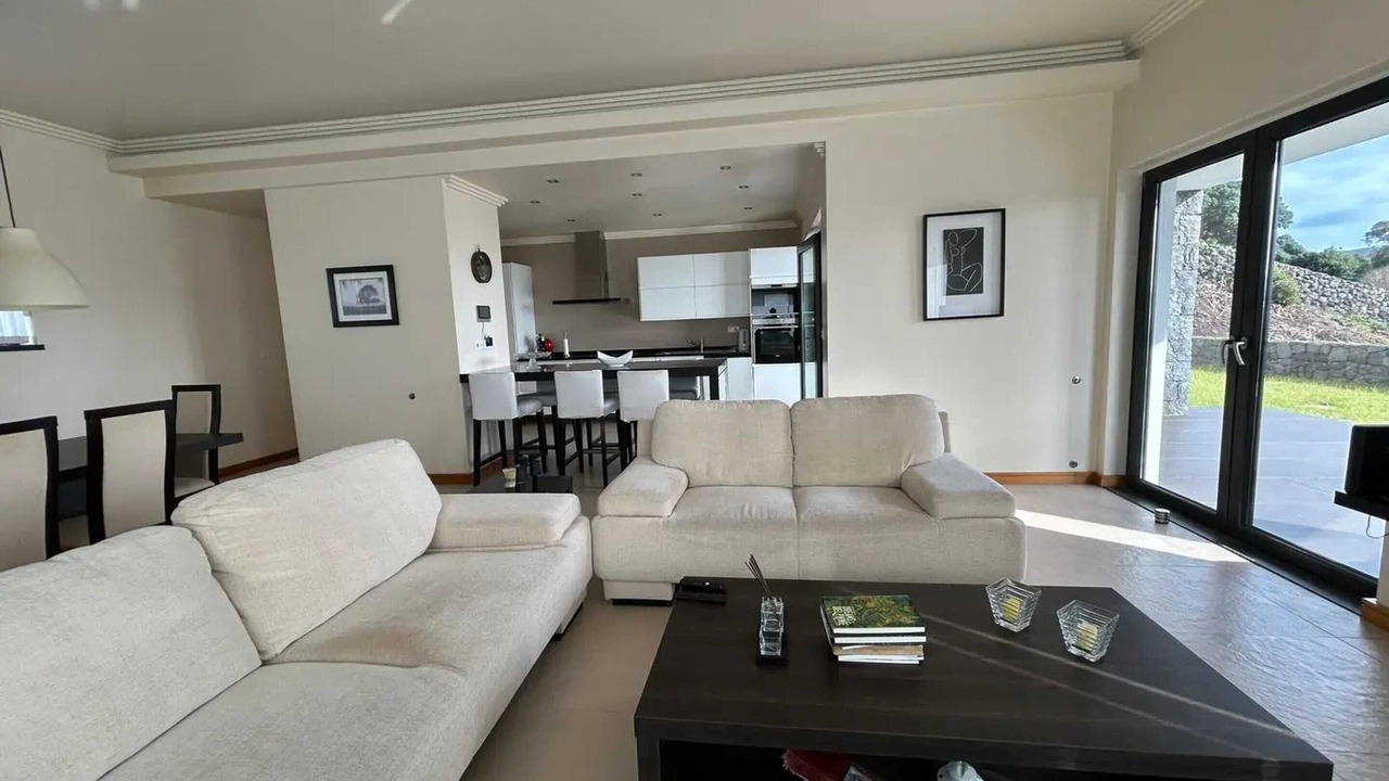 Photo of Livingroom in Angra do Heroismo