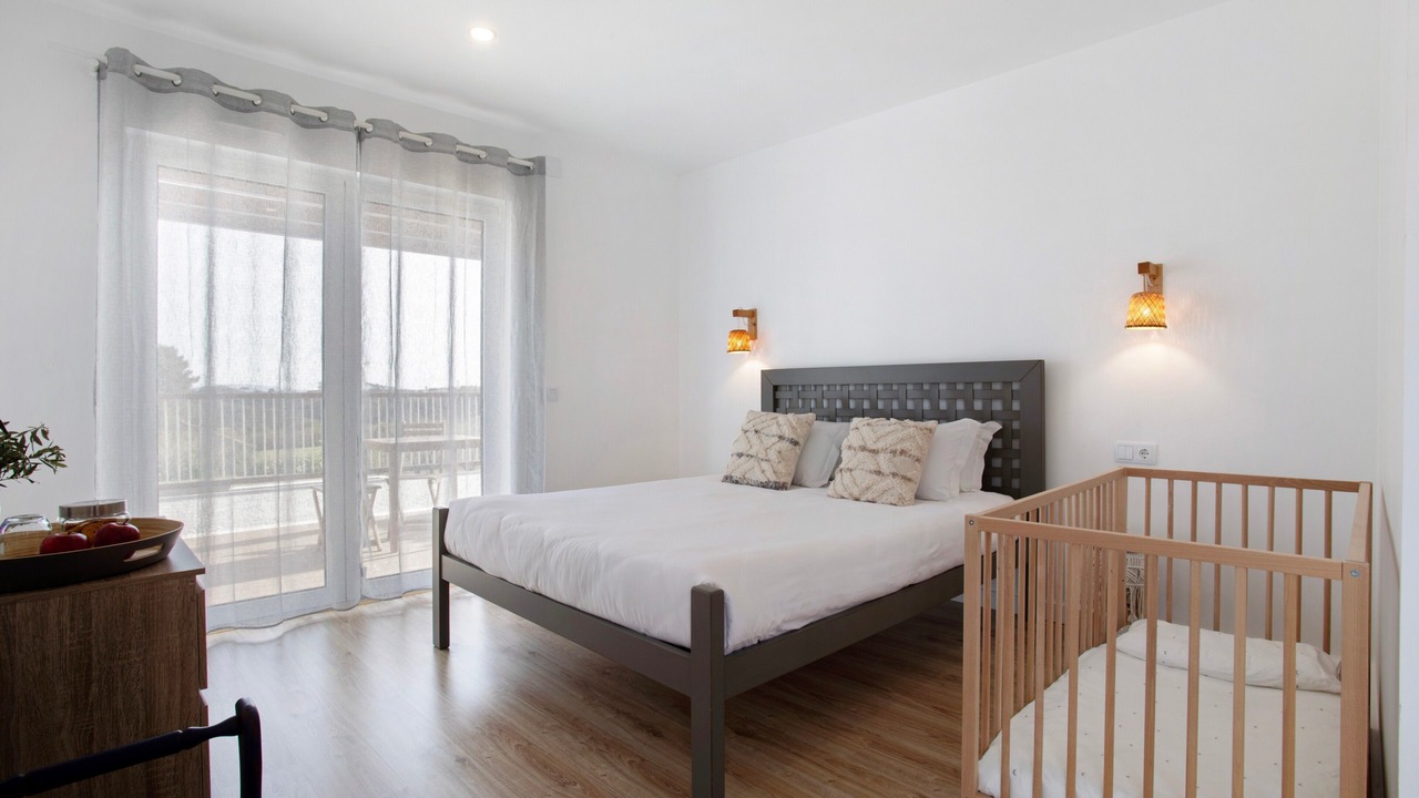 Photo of Bedroom in Raposos