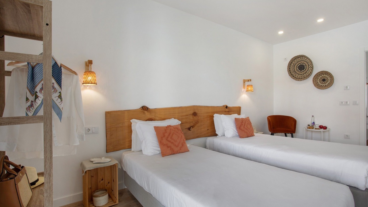 Photo of Bedroom in Raposos