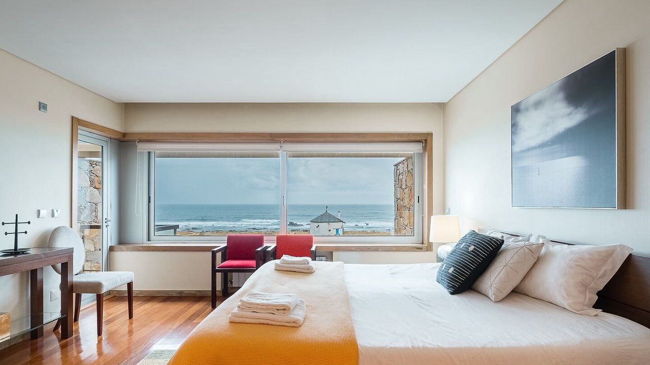 Photo of Bedroom in Caminha