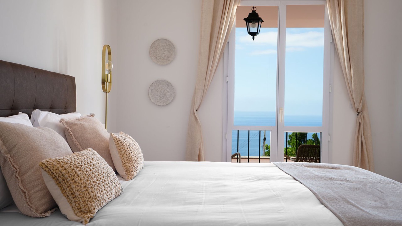 Photo of Bedroom in Garajau