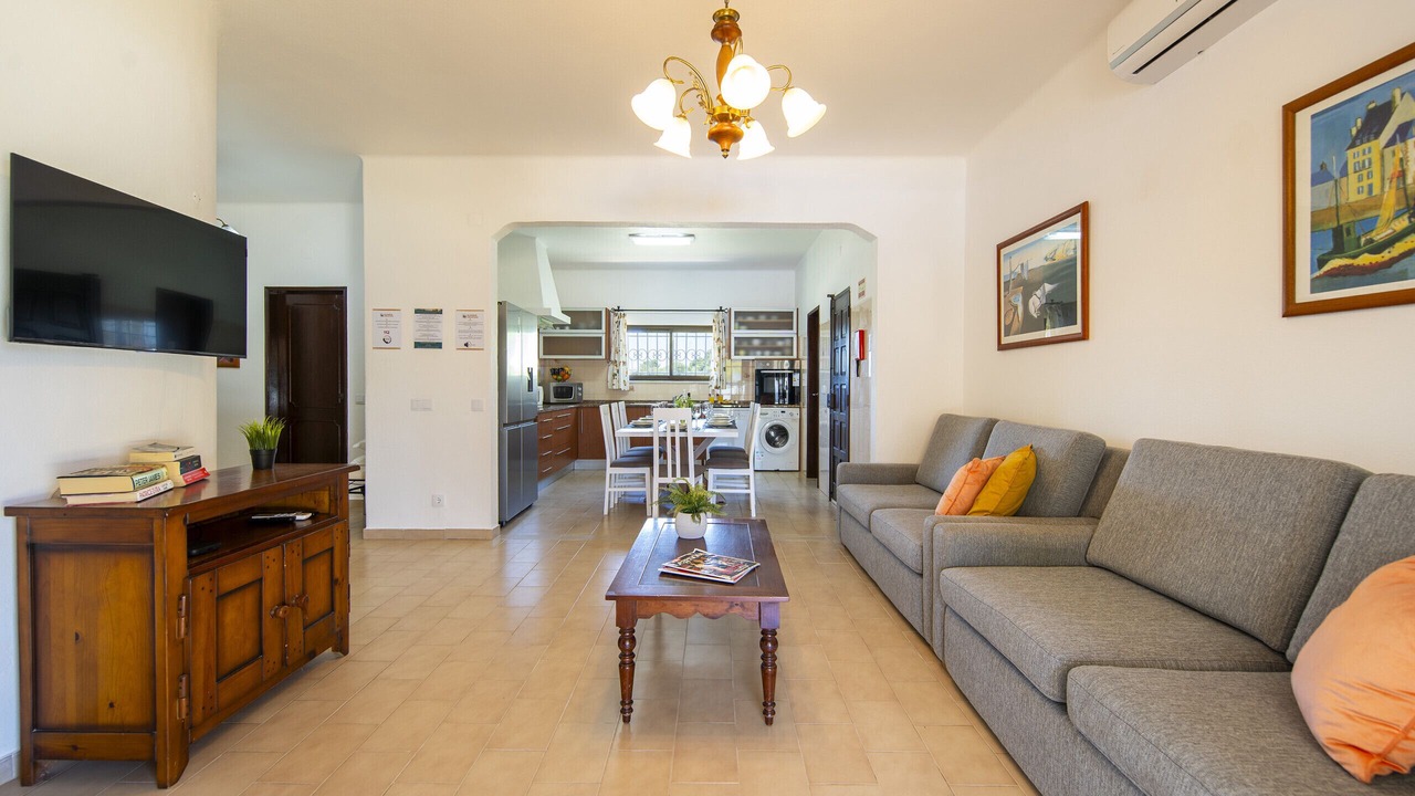 Photo of Livingroom in Patroves