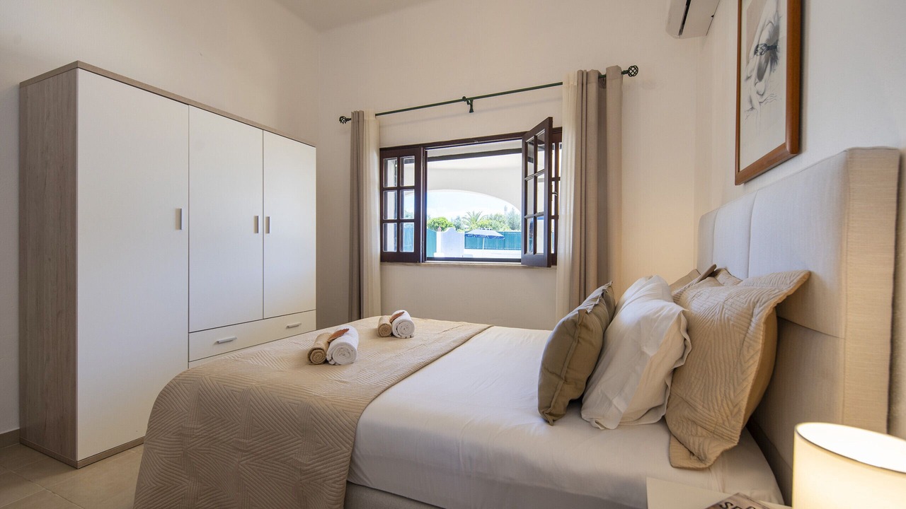 Photo of Bedroom in Patroves