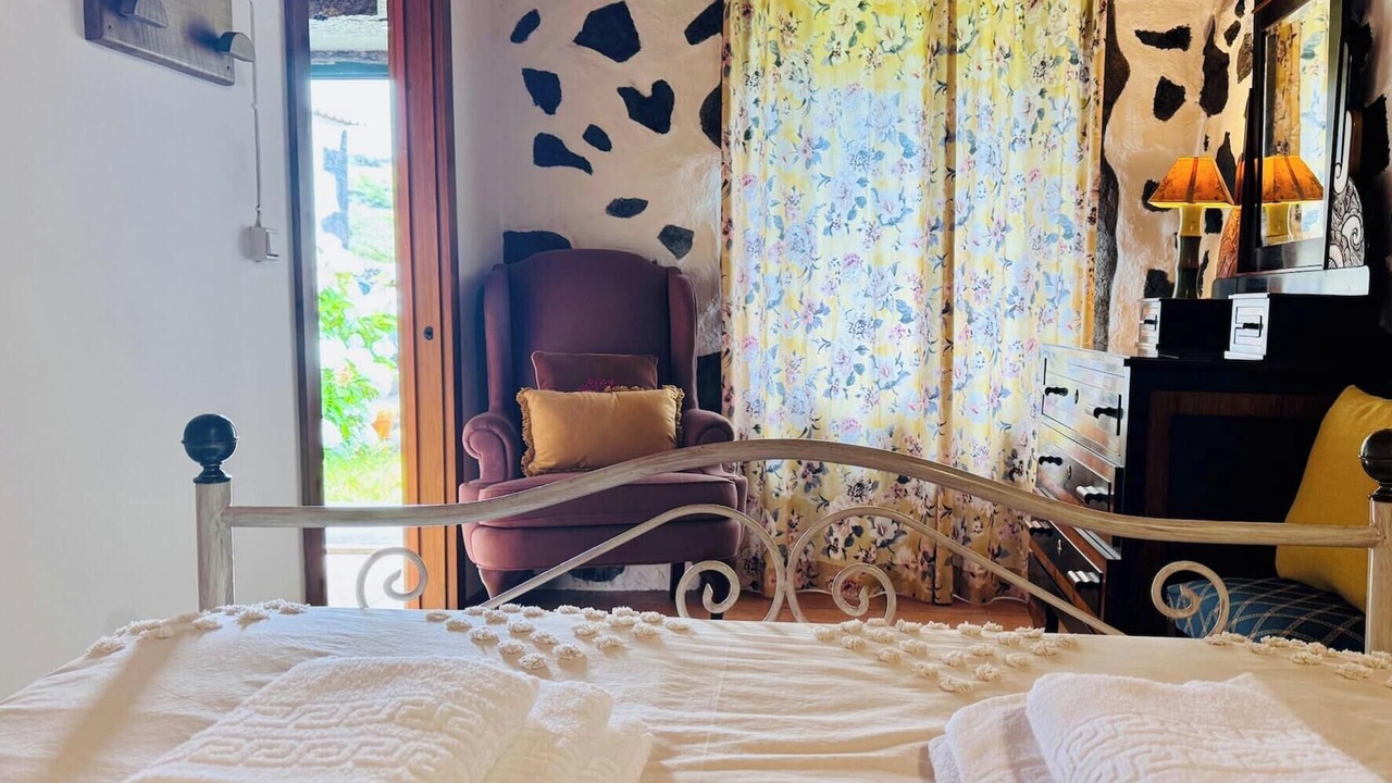 Photo of Bedroom in Angra do Heroismo