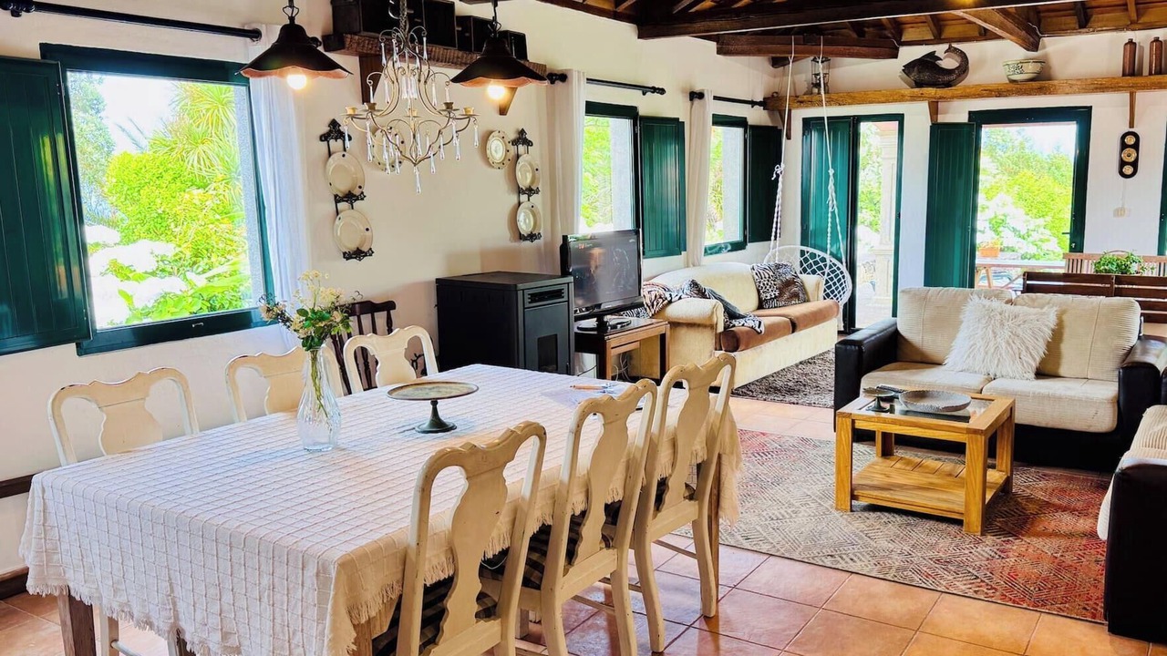 Photo of Livingroom in Angra do Heroismo