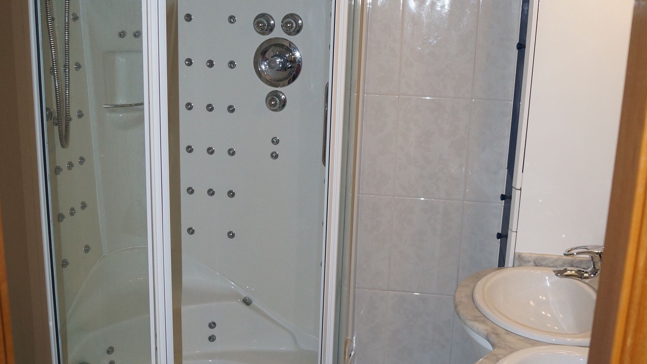 Photo of Bathroom in Costa de Caparica