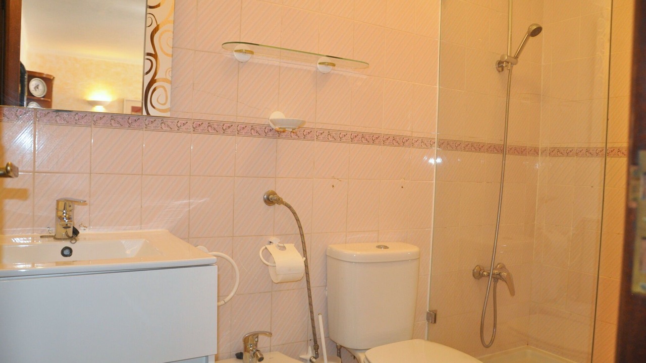 Photo of Bathroom in Quarteira