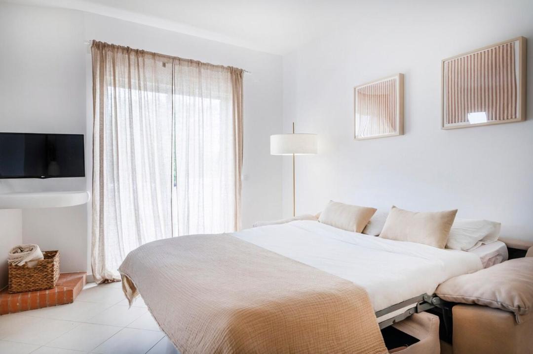 Photo of Bedroom in Alpouvar
