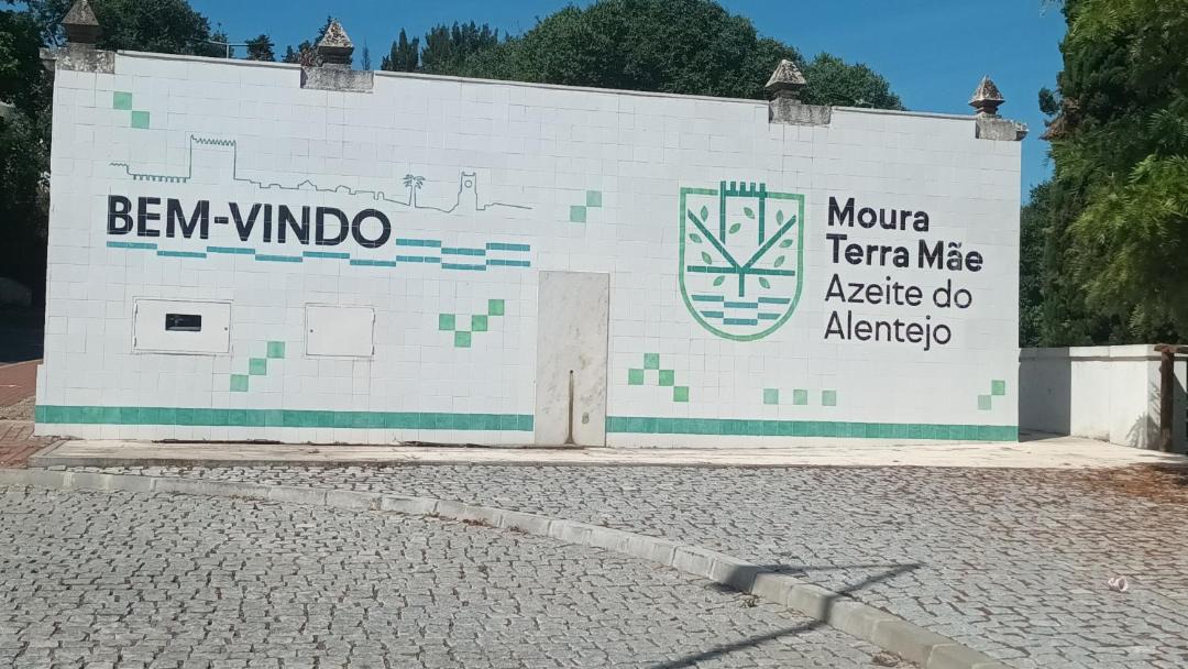 Photo of Others in Moura