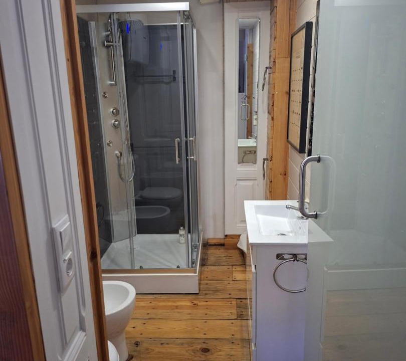 Photo of Bathroom in Bairro Alto