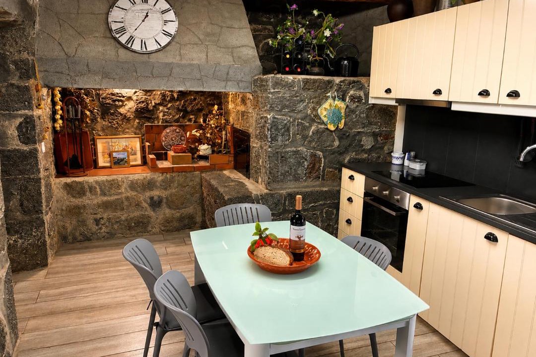Photo of Kitchen in Sao Roque do Pico