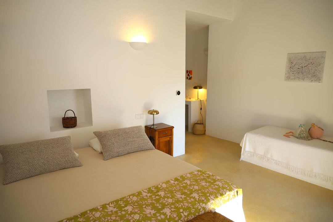 Photo of Bedroom in Charneca