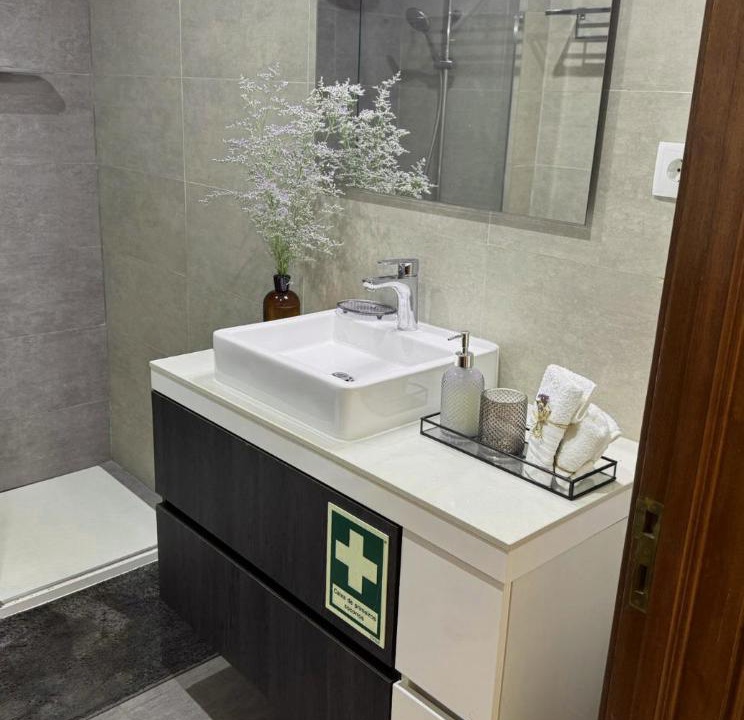 Photo of Bathroom in Atalaia
