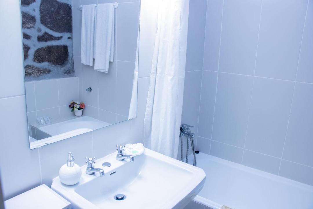 Photo of Bathroom in Geraz do Minho