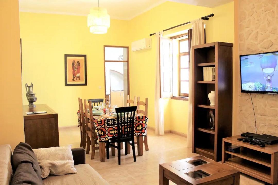 Photo of Livingroom in Moncarapacho e Fuseta