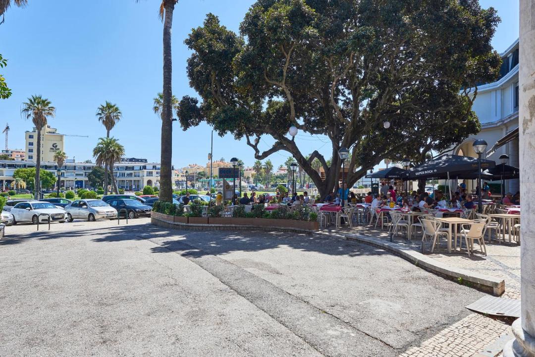 Photo of Others in Estoril