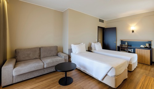 Family Suite (Superior)