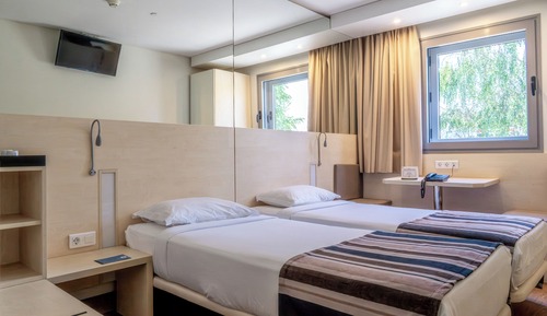 Superior Twin Room