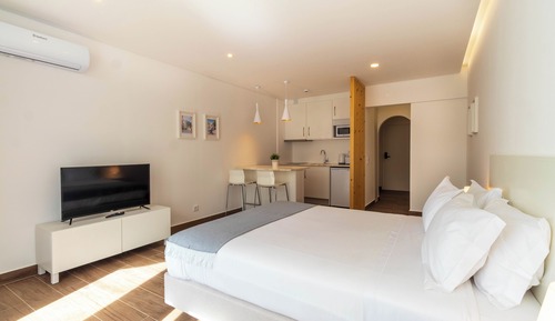 Studio, Balcony, Sea View (King Studio)