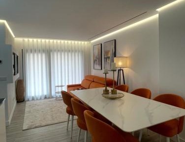 Three-Bedroom Deluxe Apartment
