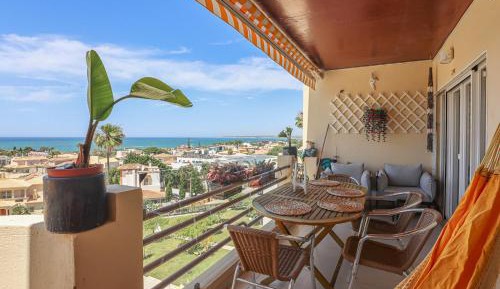 Two-Bedroom Apartment with Balcony and Sea View