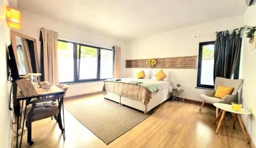 Deluxe Family Suite