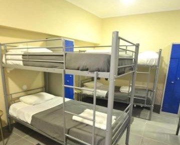 Single Bed in Mixed Dormitory Room