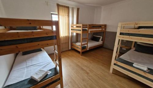 Bed in 3-Bed Mixed Dormitory Room