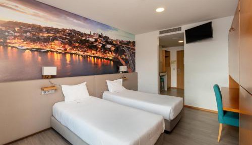 Deluxe Double Room with Castle View
