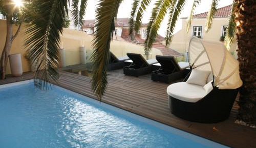 Pool Suite
