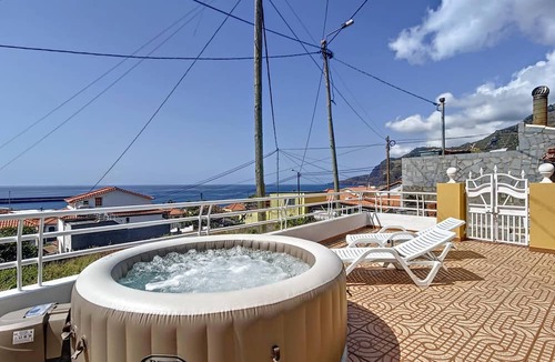 Canical House | Casa Moreira by Atlantic Holiday