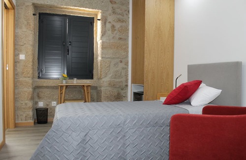 Castelo Branco House | Alojamento Girassol - Guest House