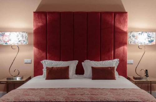 Sacramento Bed & Breakfast | Dear Lisbon – Bordalo Palace Chiado