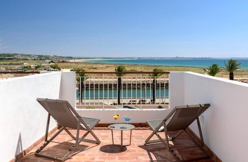 Lagos City Center Hotel | Água Hotels Lagos Bay