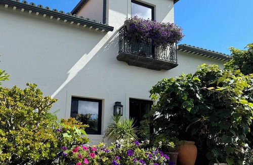 Ribeira Grande House | Maison Émeraude