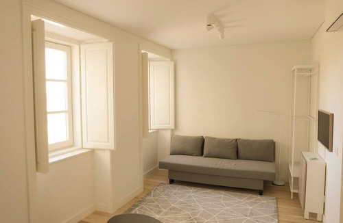 Linda-a-Velha Hotel | Ajuda Palace Inn Lisbon
