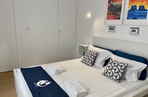 Angra do Heroismo Hostel | Partenope Hostel and Suites