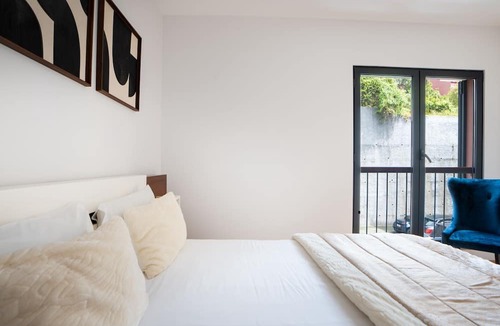 Santa Luzia Apartment | Deluxe Living by LovelyStay