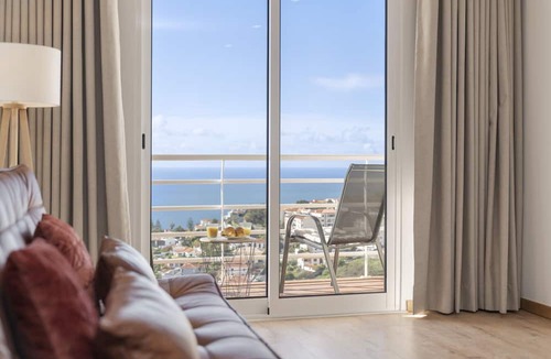 Canico Apartment | Apartment with balcony and sea view - Garajau VI
