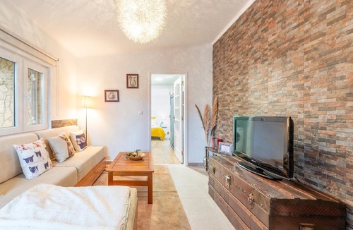 Loures Apartment | Bucelas Countryside Escape