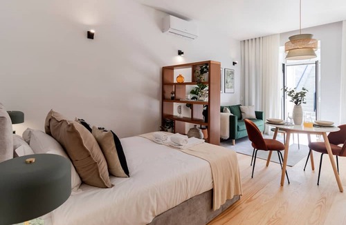 Centro / Baixa Apartment | Almada 551 - 0.2 l Garden Oasis by LovelyStay