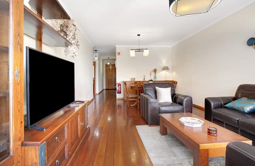 Canico Apartment | Holiday Apartment 'Fénix Garajau' with Sea View, Balcony & Wi-Fi