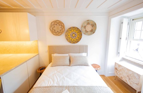 Santa Isabel Apartment | New Center Lisbon Apartment