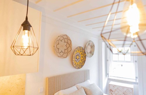 Santa Isabel Apartment | New Center Lisbon Apartment