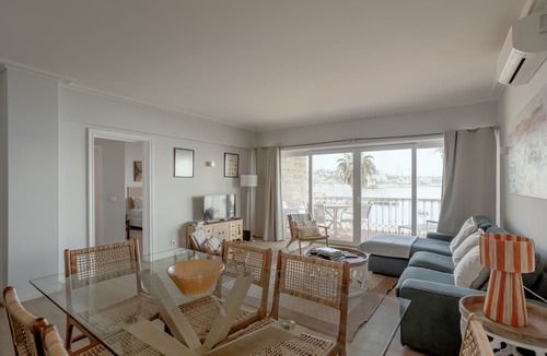 Cascais Apartment | Apartment 'Cascais Bay Terrace I' with Sea View & Wi-Fi