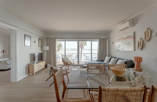 Cascais Apartment | Apartment 'Cascais Bay Terrace I' with Sea View & Wi-Fi