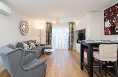 Vila Nova de Gaia Apartment | GuestReady - Stylish stay with balcony in Gaia