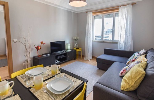 Santo Antonio Apartment | Charming Marquês Flat by LovelyStay